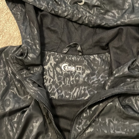 Zia Black Bomber Jacket - Picture 4 of 4